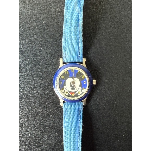 THE DISNEY STORE Mickey Mouse Blue Watch DS-450 *NEEDS BATTERIES* - Picture 2 of 4